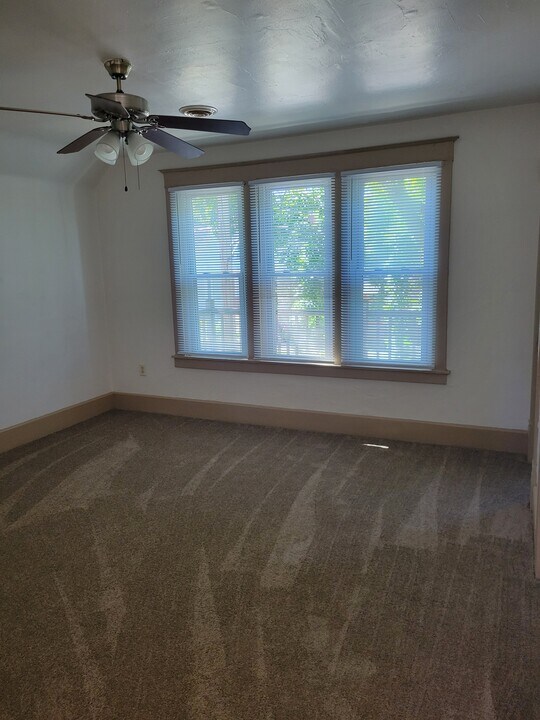 1544 S 21st St, Unit UPPER in Milwaukee, WI - Building Photo