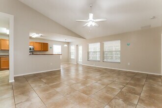 11022 4th Ave E in Bradenton, FL - Building Photo - Building Photo