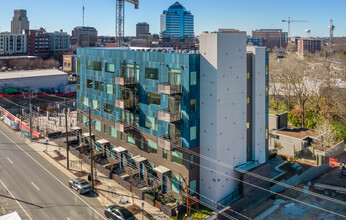 Mangum Flats in Durham, NC - Building Photo - Building Photo