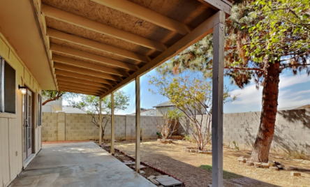 4448 N 84th Ln in Phoenix, AZ - Building Photo