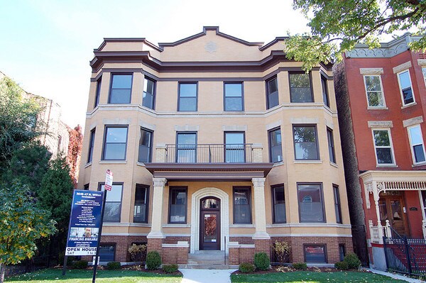 3645-3647 N Wilton Ave in Chicago, IL - Foto de edificio - Building Photo