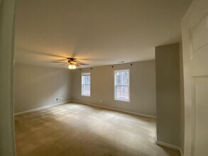 3219 Polite Ln in Raleigh, NC - Building Photo - Building Photo