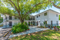 1100 NE 18th St in Fort Lauderdale, FL - Foto de edificio - Building Photo