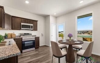 1609 Everwood Ct in Longview, TX - Building Photo