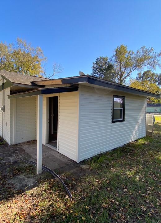 2626 Dellwood Ave in North Charleston, SC - Building Photo