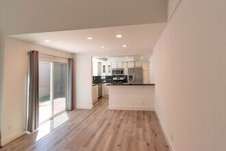 5621 Bluegrass Ln in San Jose, CA - Building Photo - Building Photo