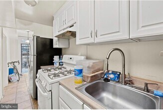 514 11th St SE in Washington, DC - Building Photo - Building Photo