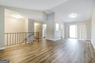 2815 Fox Hall Ln N in College Park, GA - Building Photo - Building Photo