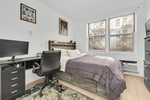 228 E 25th St, Unit 8 in New York, NY - Building Photo