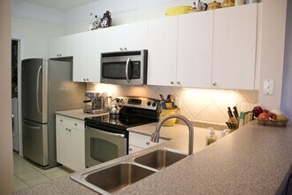 2225 Egret Crest Ln in Charleston, SC - Building Photo - Building Photo