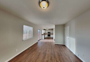 1850 S Zeno Way in Aurora, CO - Building Photo - Building Photo
