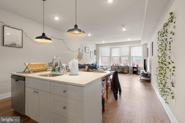 5017 Baltimore Ave in Philadelphia, PA - Building Photo - Building Photo