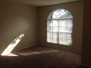 89 Knights Hollow Dr in Apopka, FL - Building Photo - Building Photo