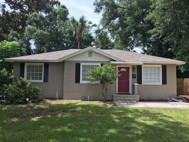607 Chatham Dr in Lakeland, FL - Building Photo