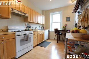 164 Strathmore Rd, Unit 21 in Boston, MA - Building Photo