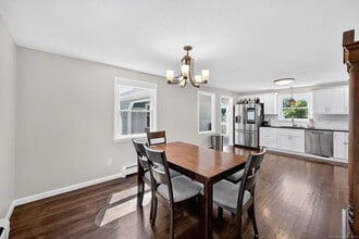 161 Maskel Rd in South Windsor, CT - Building Photo - Building Photo