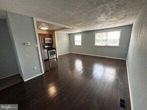 9223 Alton St in Philadelphia, PA - Building Photo - Building Photo