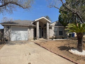 1248 N Oakmont Loop in Laredo, TX - Building Photo