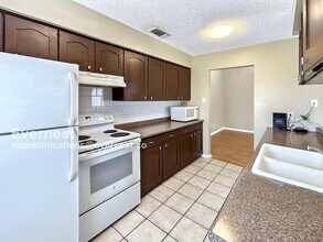 5801 Thunderbird St in Lago Vista, TX - Building Photo - Building Photo