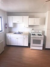 115 Brinton Ave in Pitcairn, PA - Building Photo - Building Photo