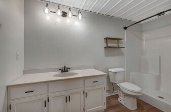 5440 Eugene Kennedy Ln in Cedar Hill, TN - Building Photo - Building Photo