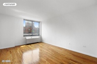 344 3rd Ave in New York, NY - Building Photo - Building Photo