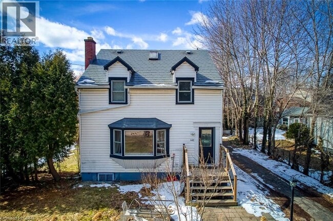 property at 142 Ewen Rd