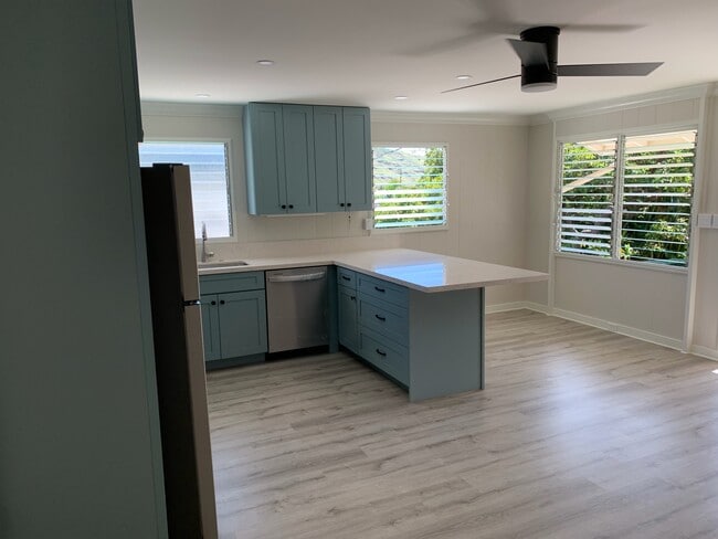 2871 Manoa Rd, Unit C in Honolulu, HI - Foto de edificio - Building Photo