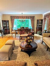 175 Old Field Rd in East Setauket, NY - Building Photo - Building Photo