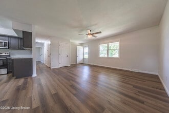 309 E 6th St in Hardinsburg, KY - Building Photo - Building Photo