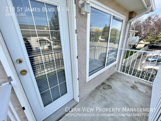 219 St James Blvd N in Lethbridge, AB - Building Photo - Building Photo