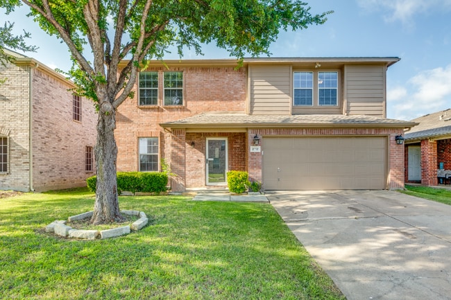 property at 2112 Royal Acres Trail