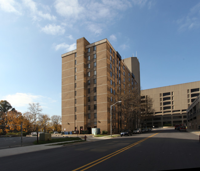 Town Center in Rockville, MD - Building Photo - Building Photo