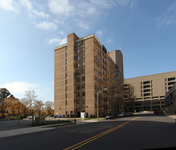 Town Center in Rockville, MD - Foto de edificio - Building Photo