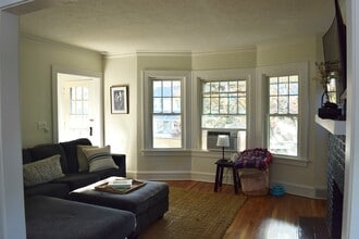 1321 Lakewood Ave in Lakewood, OH - Foto de edificio - Building Photo