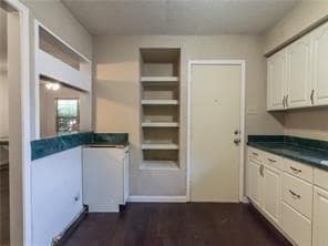 1240 S Marlborough Ave in Dallas, TX - Building Photo - Building Photo