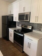 5622 Ridgeway Dr in Houston, TX - Foto de edificio - Building Photo