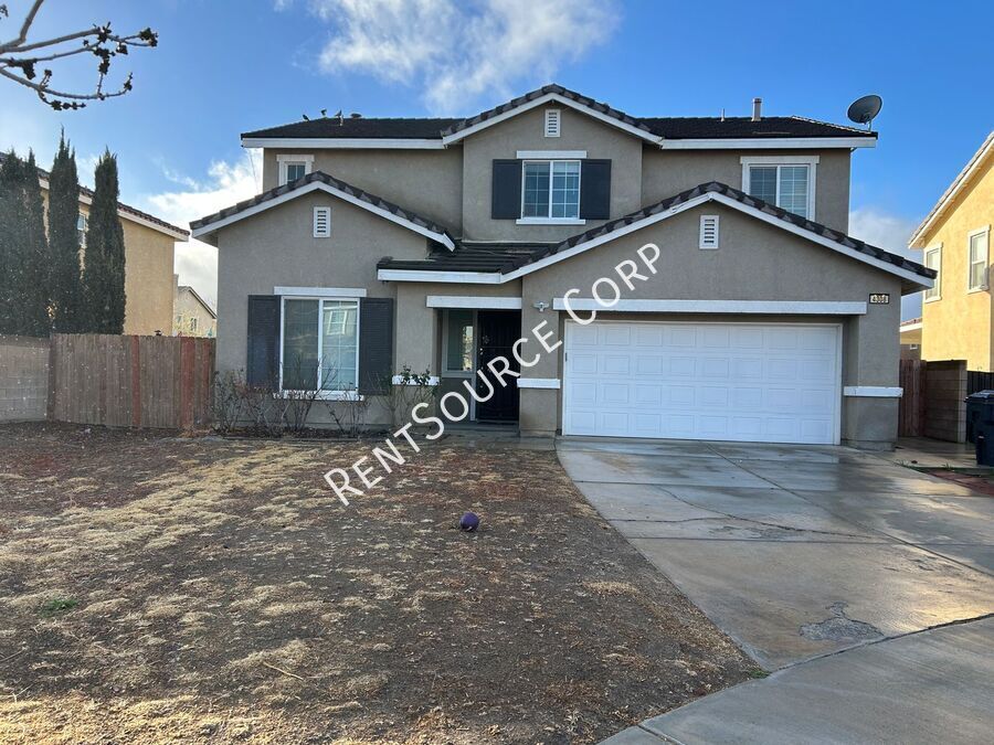 4308 Ave J7 in Lancaster, CA - Building Photo