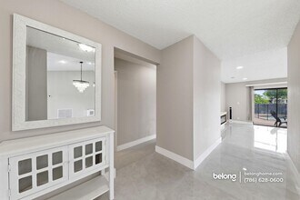 9460 NW 16th St in Plantation, FL - Foto de edificio - Building Photo