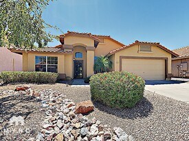 1723 W Boston St in Chandler, AZ - Building Photo