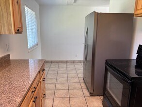 724 Park Ln in Pocatello, ID - Foto de edificio - Building Photo