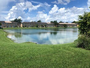 946 NE 42nd Terrace in Homestead, FL - Building Photo - Building Photo