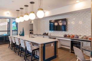 Maple + Denton in Dallas, TX - Building Photo