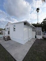 1370 Shipwreck Ln in St. Cloud, FL - Building Photo