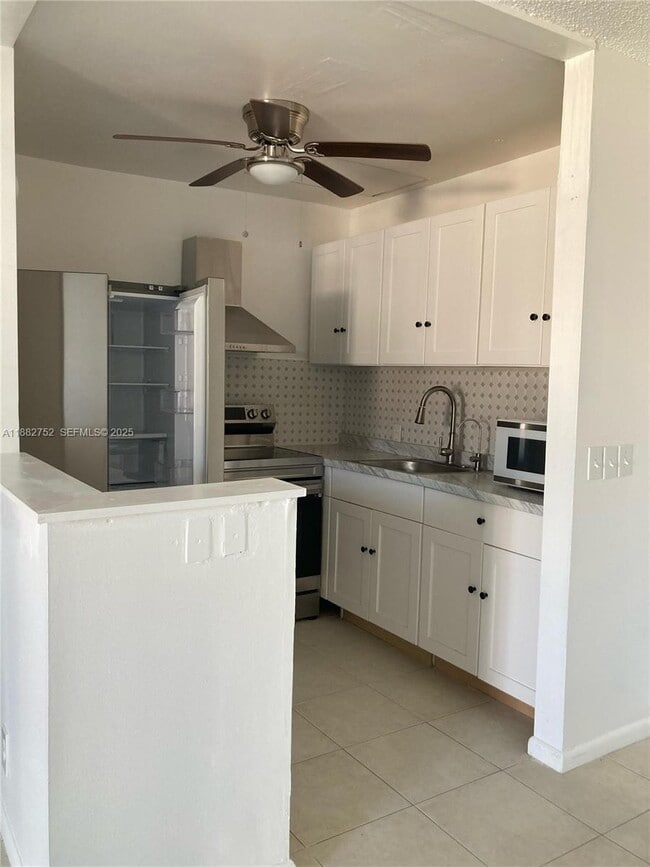 property at 157 Fanshaw D