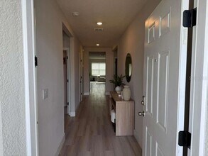 33412 Country House Dr in Sorrento, FL - Foto de edificio - Building Photo