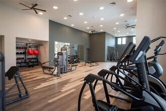 550 Webb Gin House Rd in Lawrenceville, GA - Building Photo - Building Photo