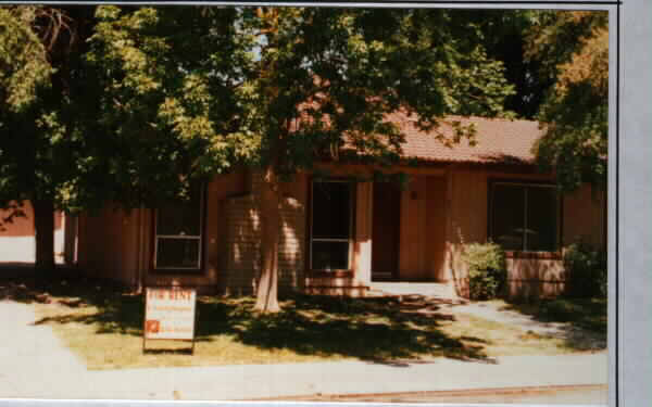 6282-6286 Porterfield Ct in Stockton, CA - Building Photo