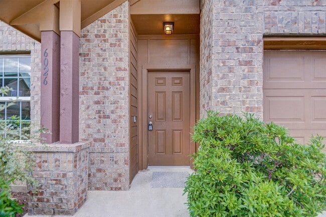 6026 Burnet Bend Ave