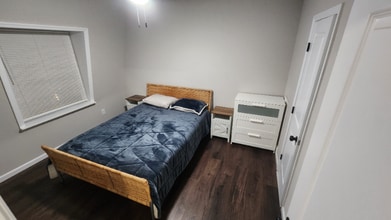 3512 Holmes Ave in Baltimore, MD - Building Photo - Building Photo